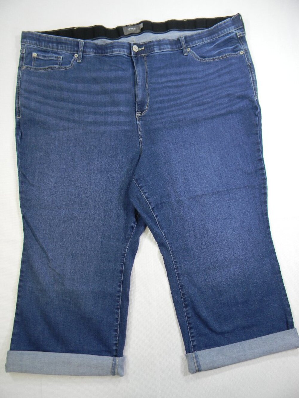Torrid Capri Jeans Women’s Size 30 Blue Stretch Denim Plus Size